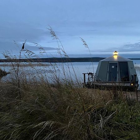 Vikajaervi Lake View Experience Igloos Рованиеми Екстериор снимка