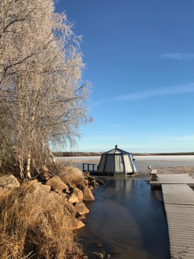 Vikajaervi Lake View Experience Igloos Рованиеми Екстериор снимка