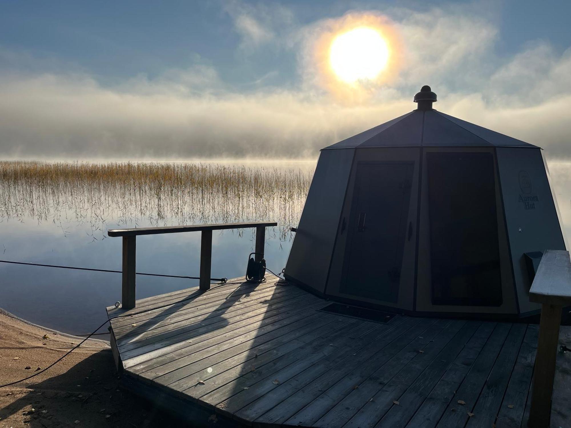 Vikajaervi Lake View Experience Igloos Рованиеми Екстериор снимка